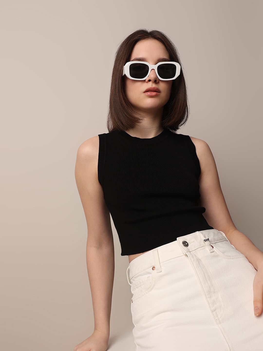 CLOSED Cropped Top in Black